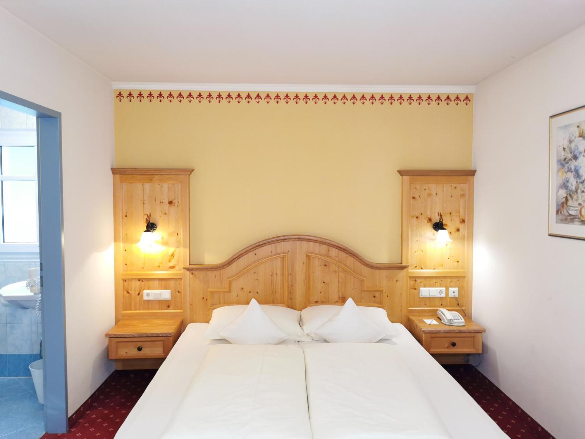 Hotel Angerwirt Клайнарл Стая снимка