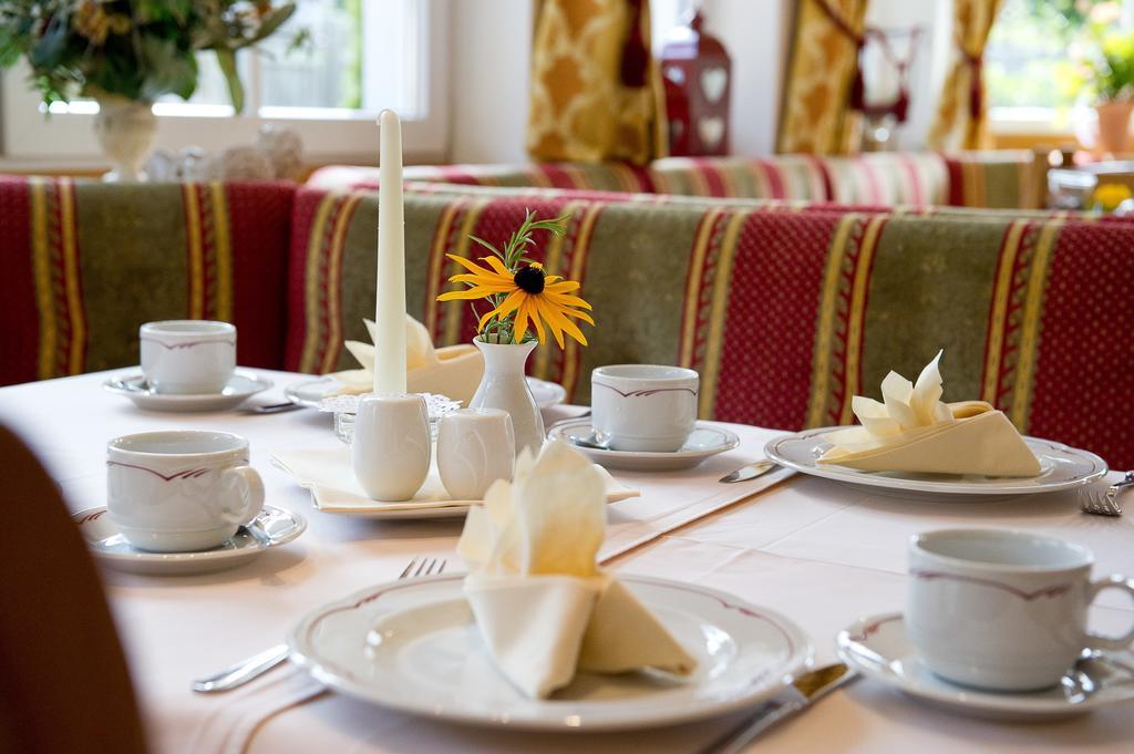 Hotel Angerwirt Клайнарл Екстериор снимка