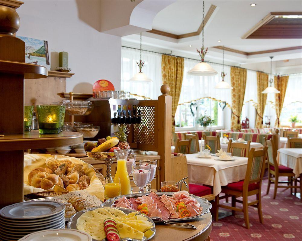 Hotel Angerwirt Клайнарл Екстериор снимка
