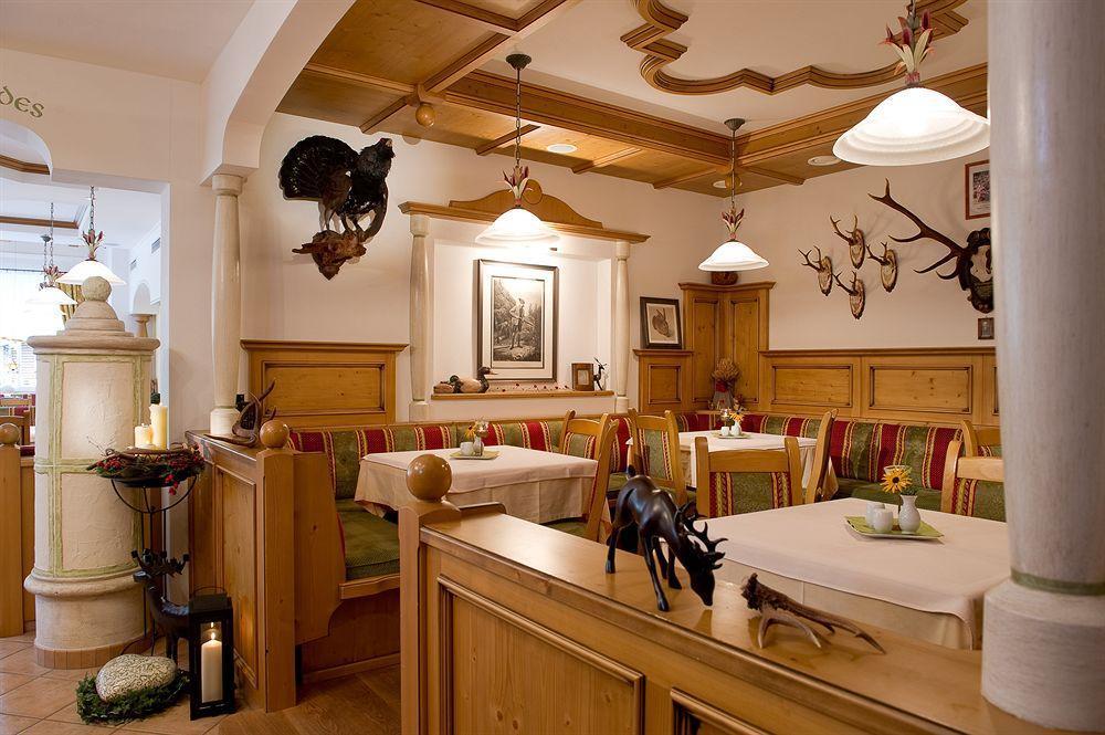 Hotel Angerwirt Клайнарл Екстериор снимка
